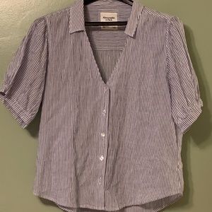 Abercrombie & Fitch blue/white striped top Large